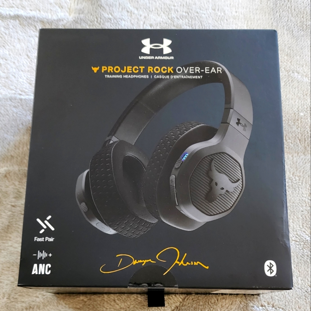 PROJECT ROCK Over-Ear Training Headphones